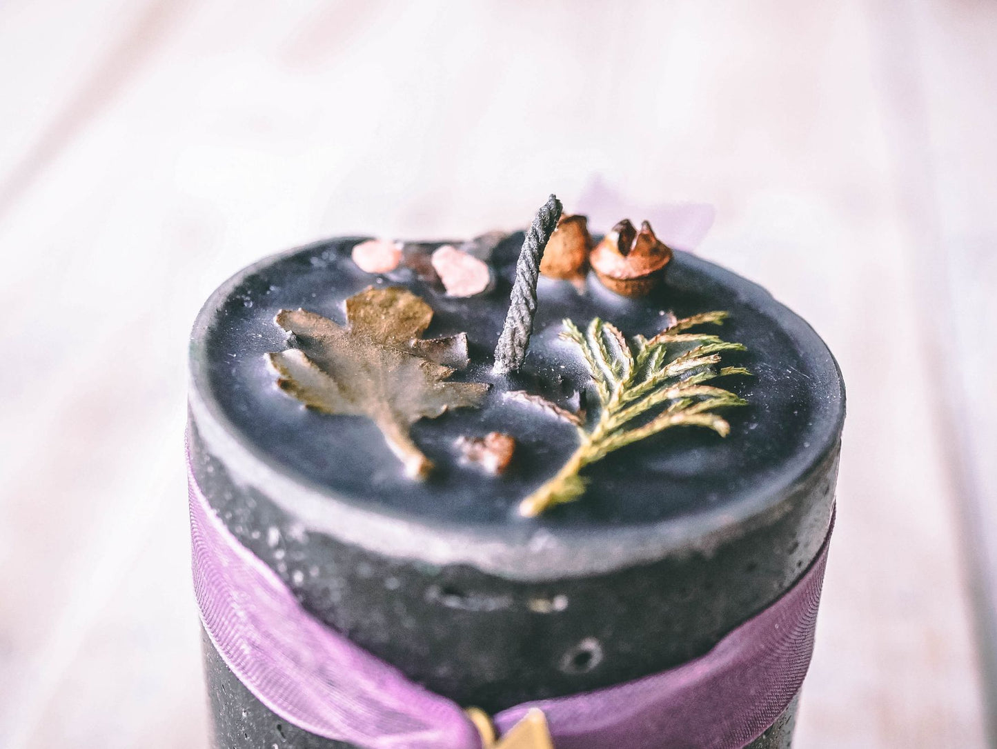 *Refugio Sagrado* Vela Purificadora de Espacios